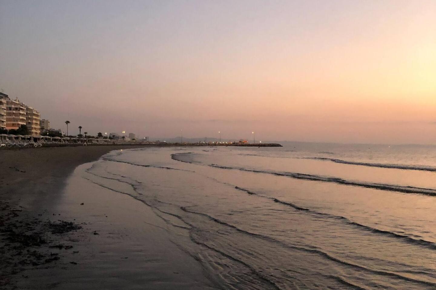 Beach Apartment Mackenzie, Larnaca Exterior foto
